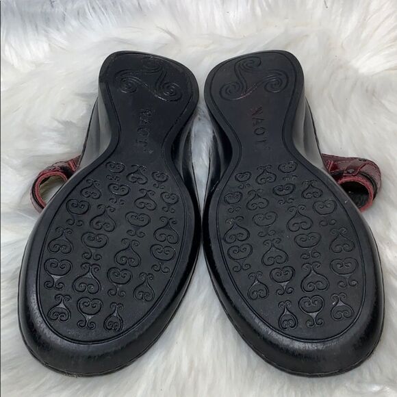 Naot Carly Red/Maroon Leather Slide Sandal Sz 8.5 - Picture 6 of 6
